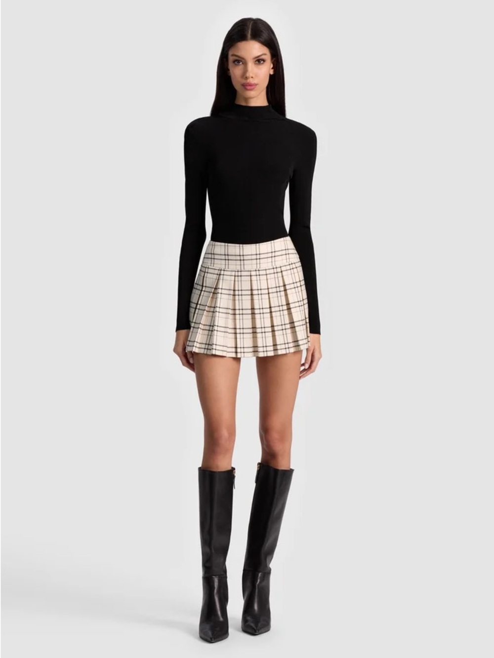 Alice + Olivia Emilie Box Pleat Skort
